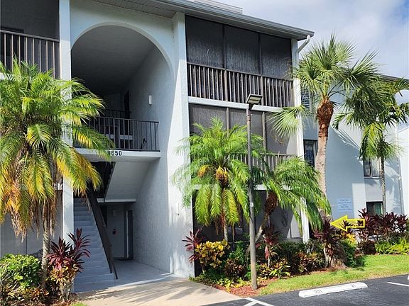 3rd image of 9650 Green Cypress Ln APT 4-D1
