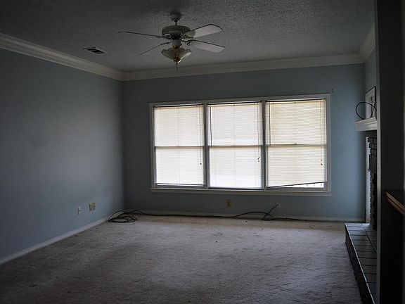 3rd image of 8108 Fairway Villa Dr