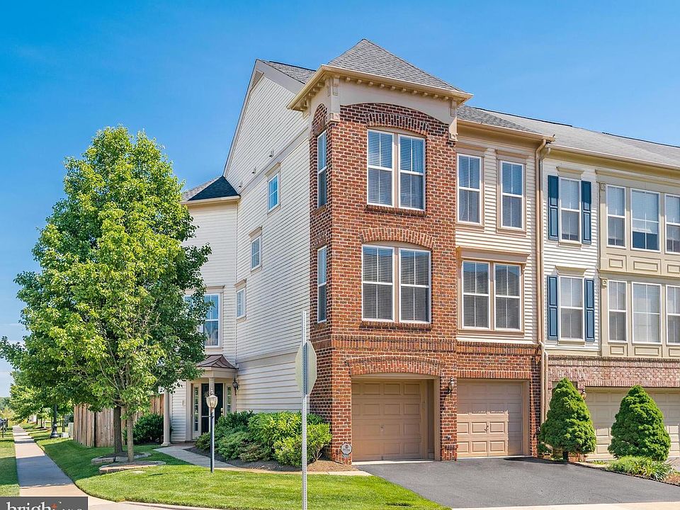 1st image of 42723 Twinleaf Dr