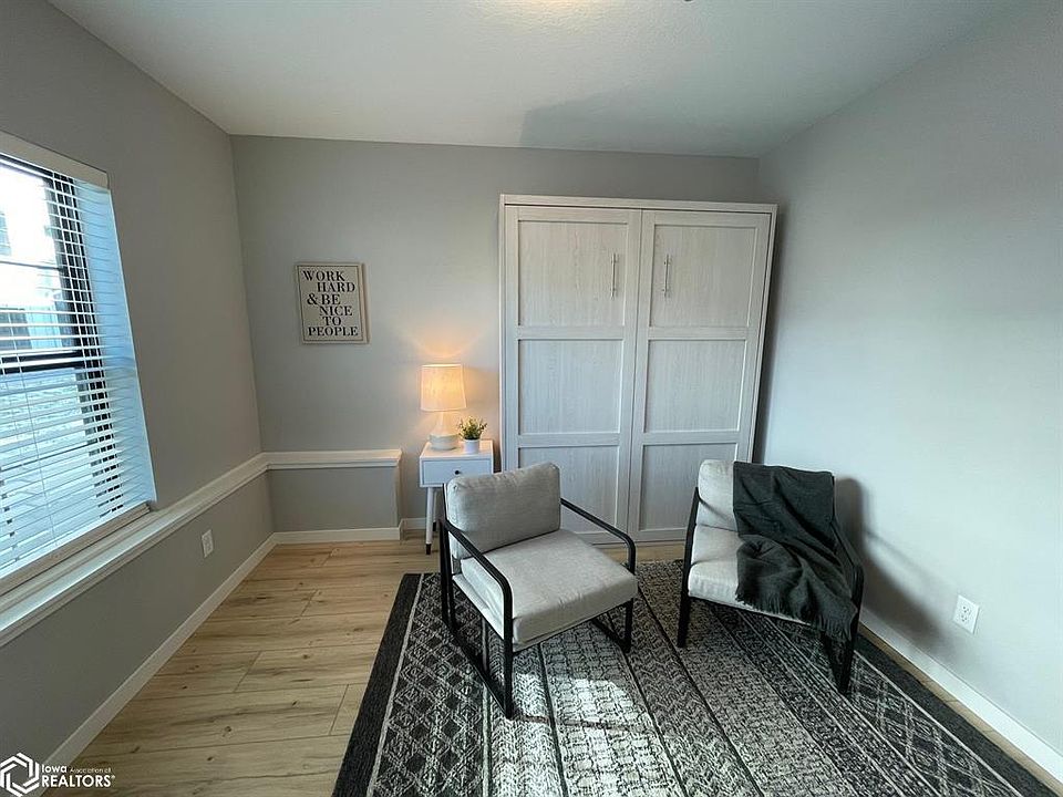 Clear Lake Twinhomes 150 S 15th St Clear Lake IA Zillow