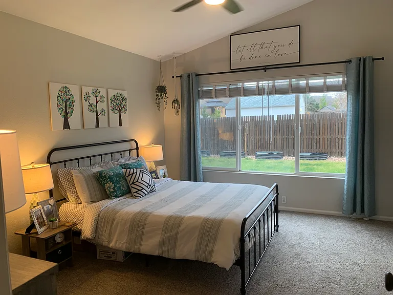 3rd bedroom. Huge master bedroom with tons of space, great lighting, and vaulted ceilings.