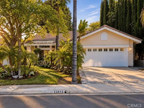 23515 Meriden Pl, Santa Clarita, CA 91354