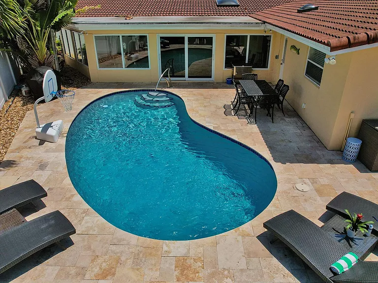 2051 Coral Reef Dr — Photo 44