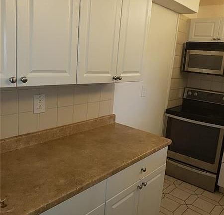 3rd image of 4364 NW 9th Ave APT 16-3E