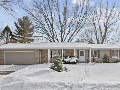 6065 Oakwood Rd, Woodbury, MN, 55125
