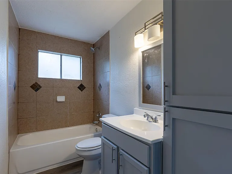 12314 Flushing Meadows Dr — Photo 11
