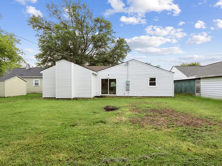 714 Bethume Ct — Photo 25