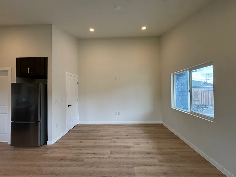 826 Juanita Dr #A — Photo 4