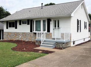 710 5th St, Belpre, OH 45714