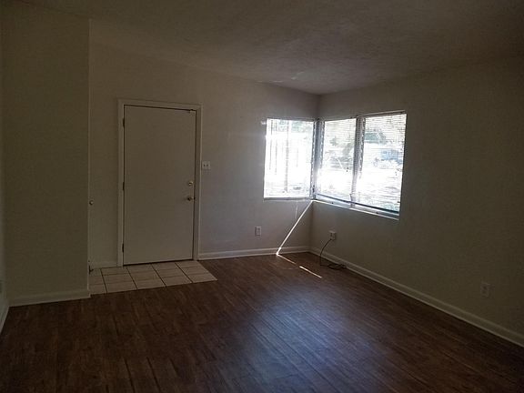 3rd image of 821 S Madison Dr
