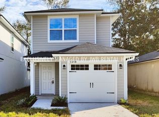 1317 Pangola Dr, Jacksonville, FL 32205