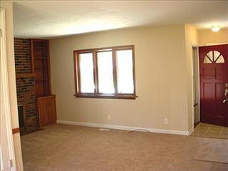 4th image of 3118 Fairway Dr