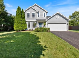 2052 Schumacher Dr, Naperville, IL