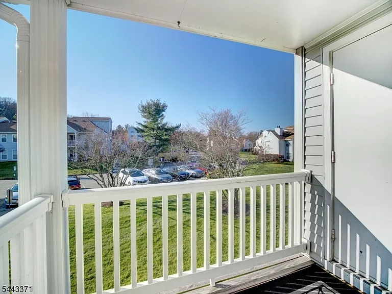 142 Harvest Ln — Photo 15