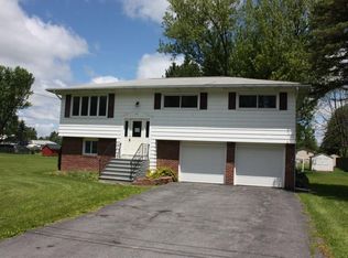 223 Schepps Ln, Kirkville, NY 13082
