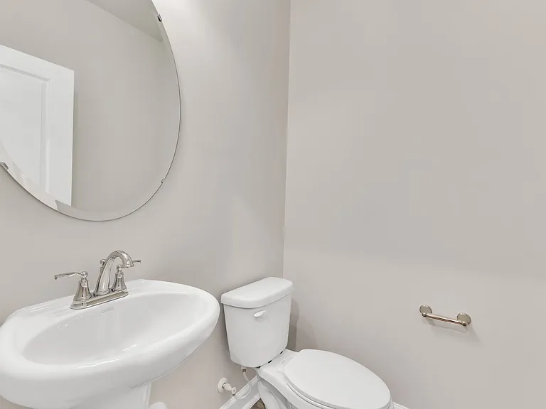 804 Montague Ave — Photo 21