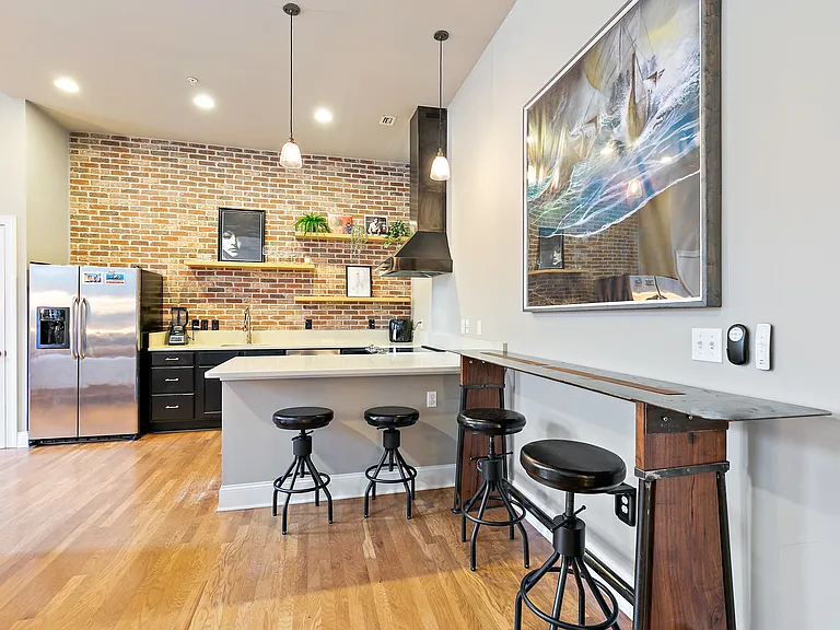 2525 College St #1105 — Photo 7