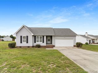 15 Peach Blossom Cir, Sanford, NC 27332