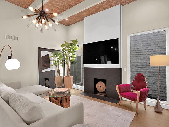 3rd image of 127 E SAN MIGUEL Avenue