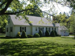 123 High Meadow Rd, Guilford, CT 06437