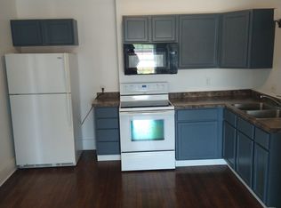 1214 Willis Ave APT 2, Perry, IA 50220