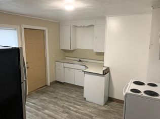 827 Wood St #827, California, PA 15419