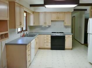5522 Woodview Pass, Midland, MI 48642