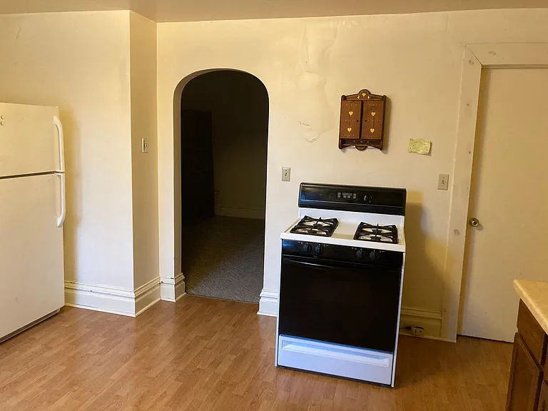 1604 Lamborn Ave — Photo 2
