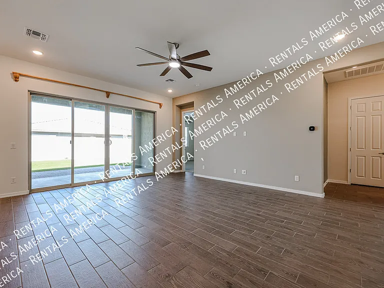 44716 N 44th Ave — Photo 13