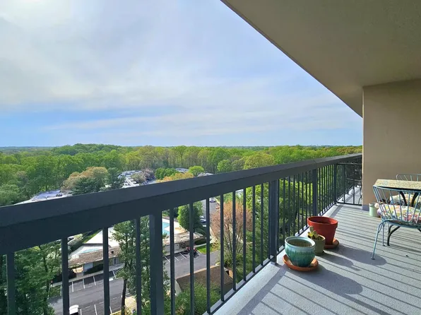 7401 Westlake Ter APT 1413, Bethesda, MD 20817