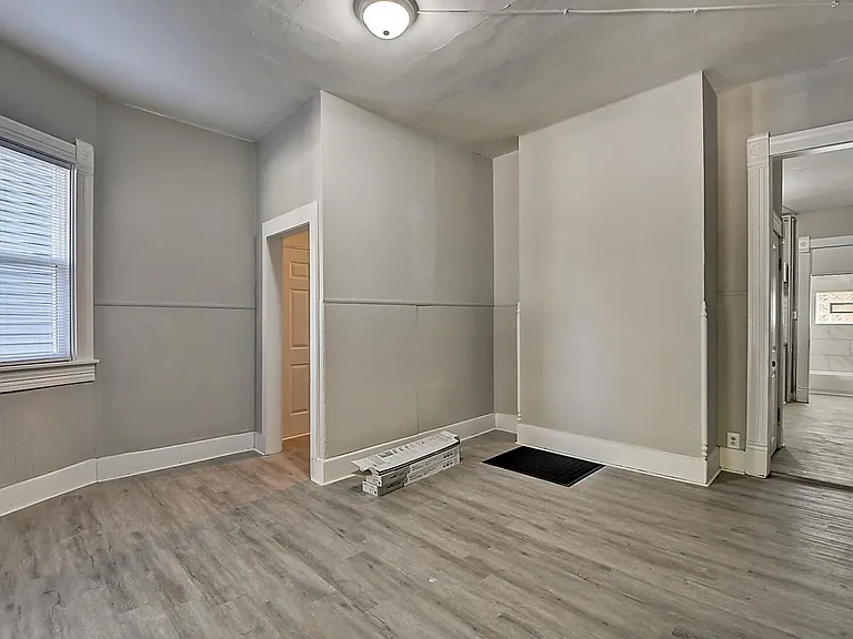 1309 Wright St — Photo 6