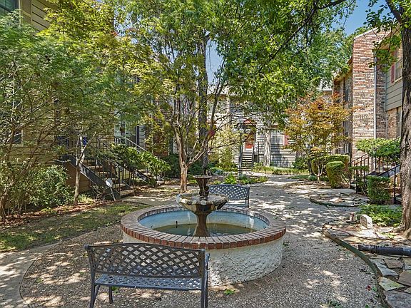 3rd image of 1736 S Cheyenne Ave #20