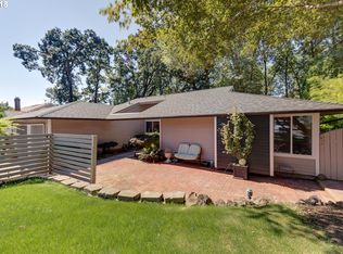 8955 SW Bridletrail Ave, Beaverton, OR 97008