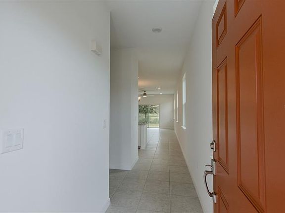 2nd image of 2781 Merritt Dr