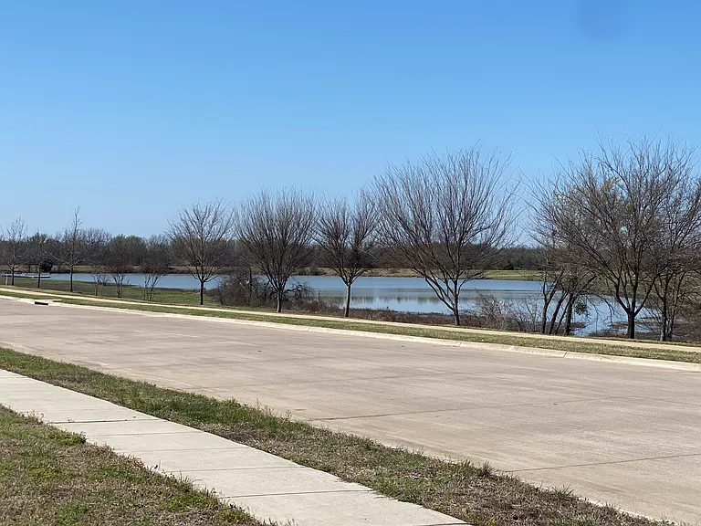 4005 Waterford Dr — Photo 33