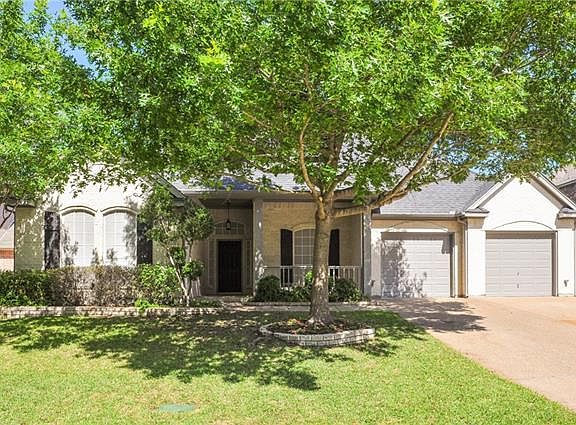 3rd image of 7005 Brierhollow Ct