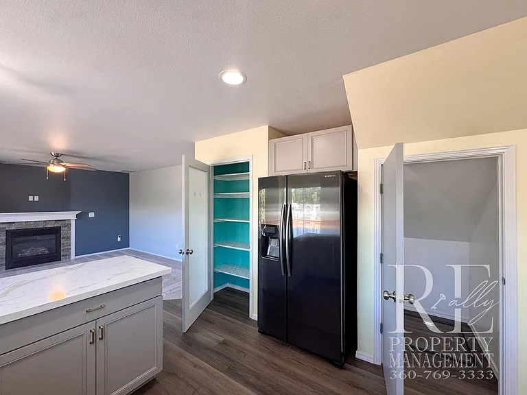2994 NE Loyola St — Photo 9