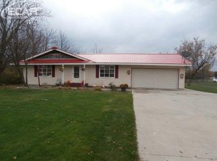 2036 Hollywood Cir, Owosso, MI