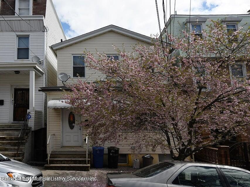 1st image of 115 Sherman Ave