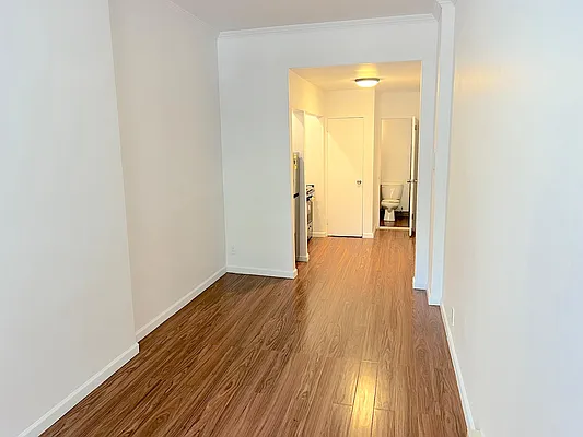 Rented by Oxford Property Group | media 8