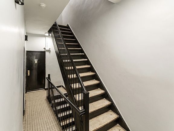 3rd image of 424 E 115th St #2A