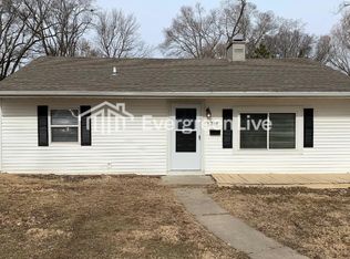 6784 Franklin St, Omaha, NE 68104
