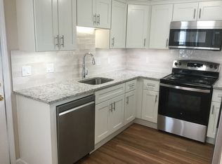 4 Barton Hill Rd APT B, East Hampton, CT 06424