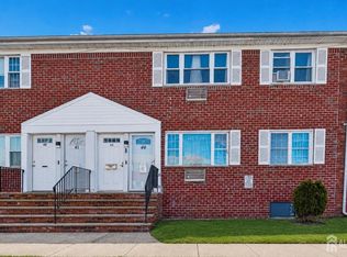 43 Gramercy Gdns #B, Middlesex, NJ 08846