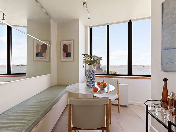 5th image of 380 Rector Pl APT 8M