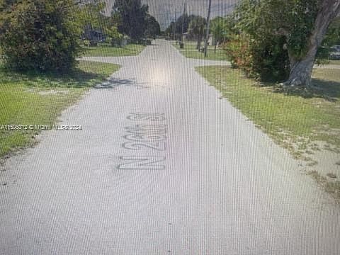 2nd image of 517 N 26th St