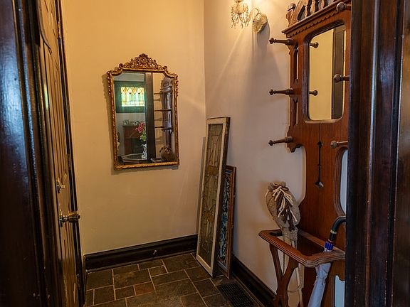 5th image of 5114 W 23rd Pl