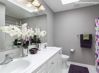 23016 Bland Cir, West Linn, OR 97068