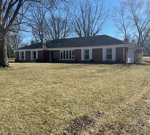 2nd image of 1700 Penbrooke Trl