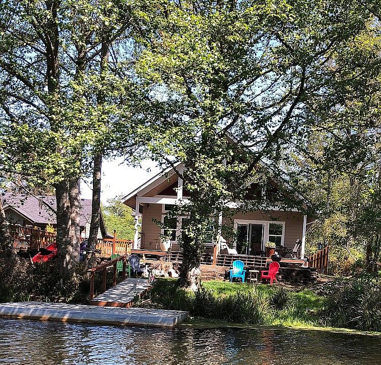 Home on the Canal